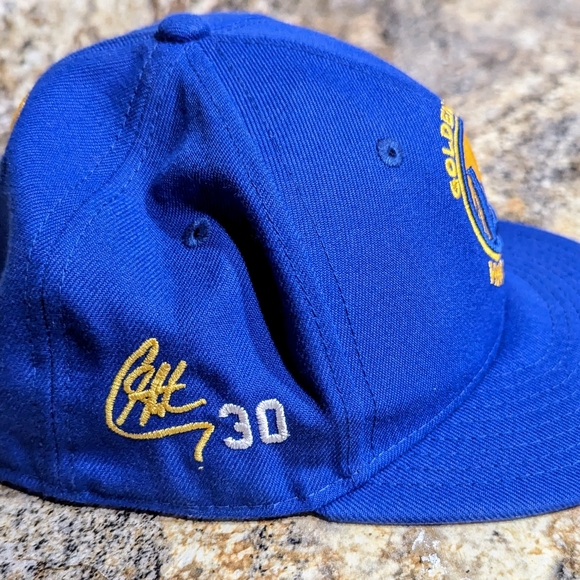 New Era Youth NBA 9Fifty Golden State Warriors hat excellent condition! - Picture 4 of 12